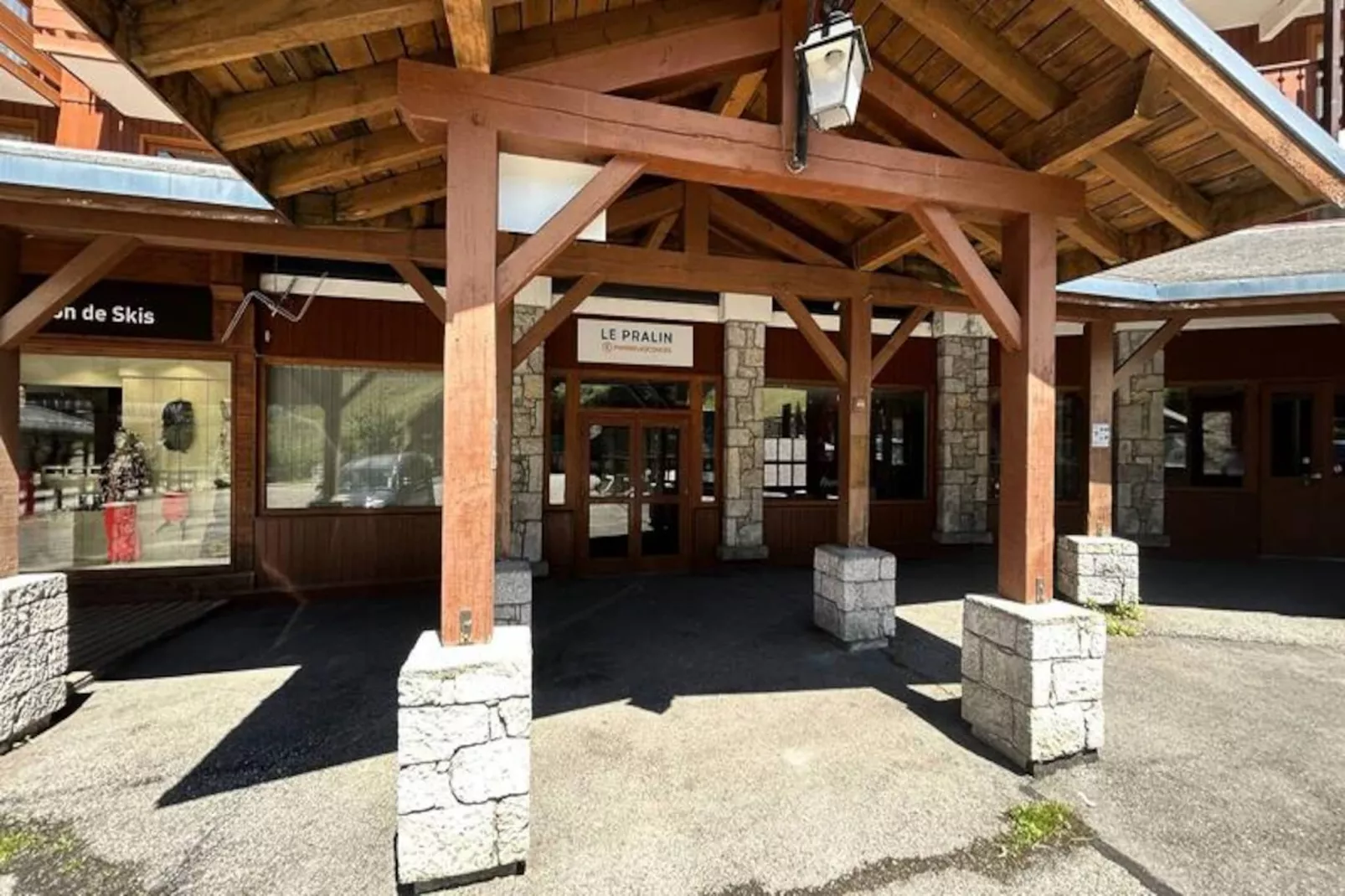 Résidence Pralin-Niet-getagd