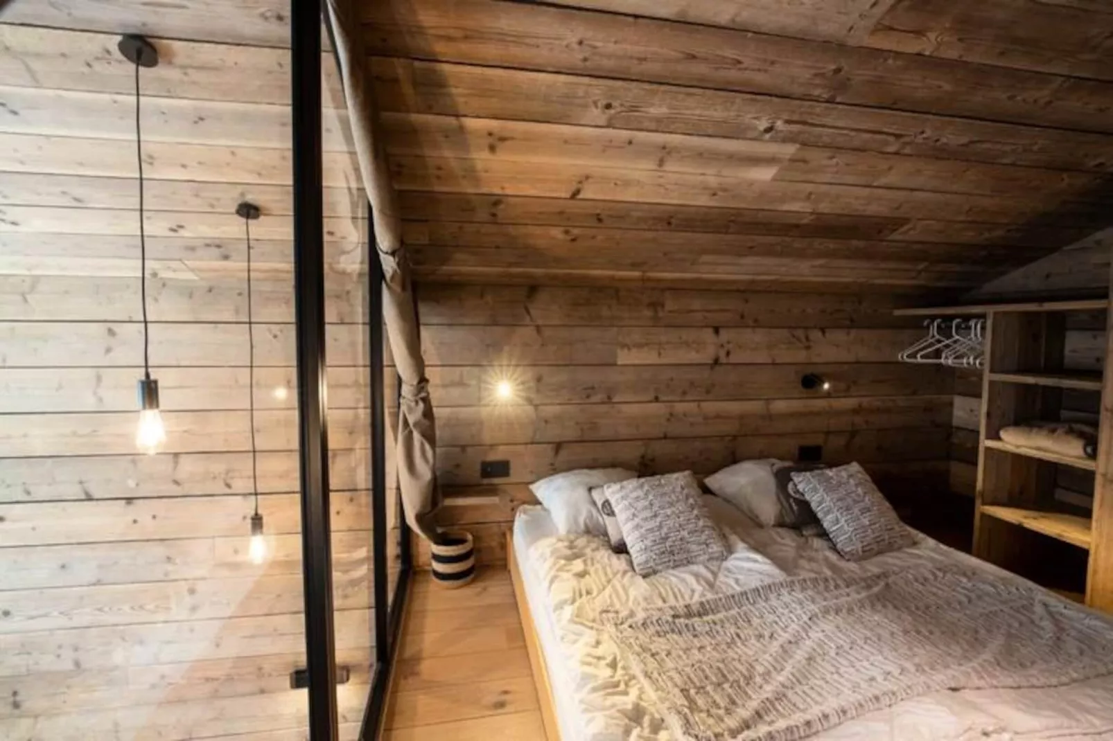 Sherpa 17 Avec Sauna, Front De Neige Mottaret-Niet-getagd