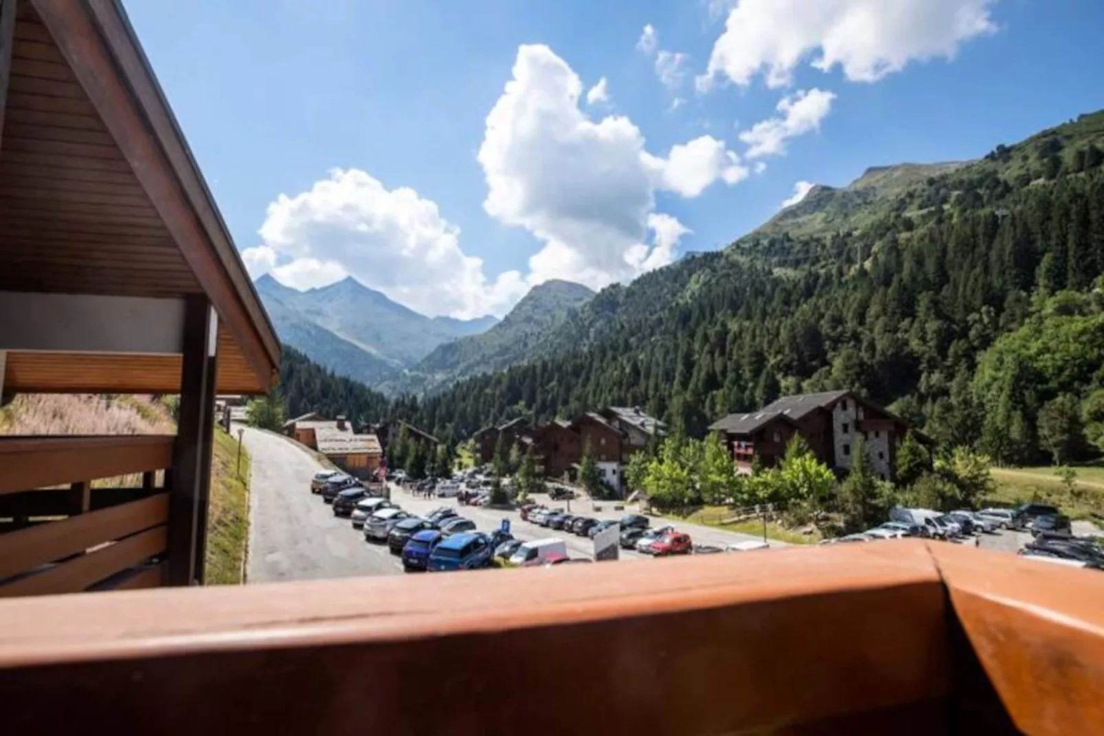 Sherpa 18 Sur Le Front De Neige De Mottaret-Niet-getagd