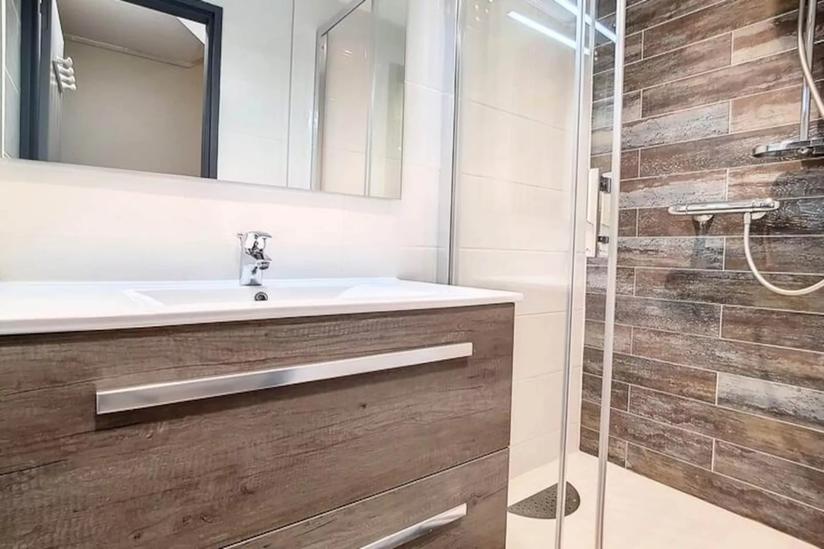 Résidence Les Lauzes-Niet-getagd