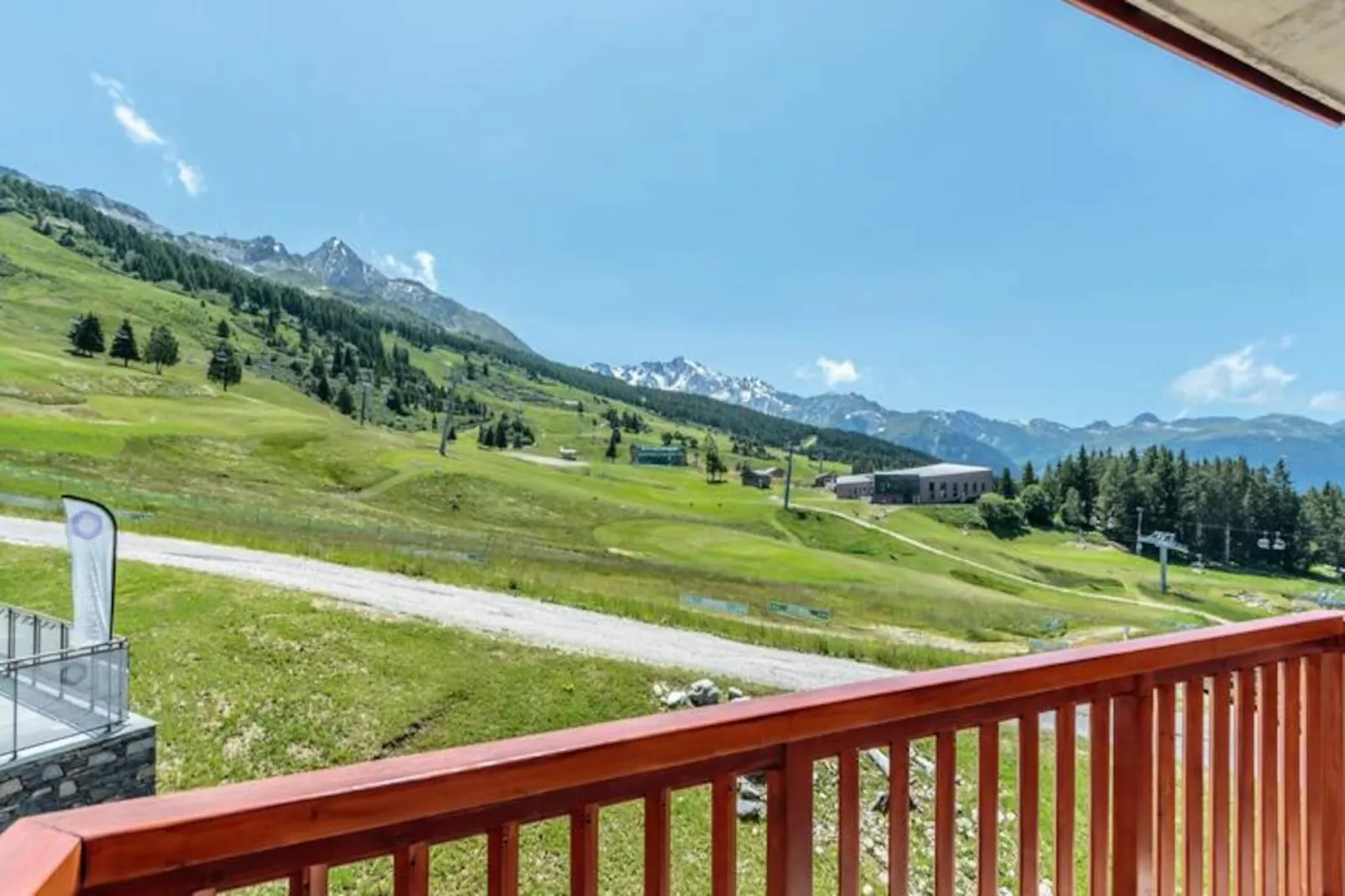 Résidence Les Monarques-Niet-getagd