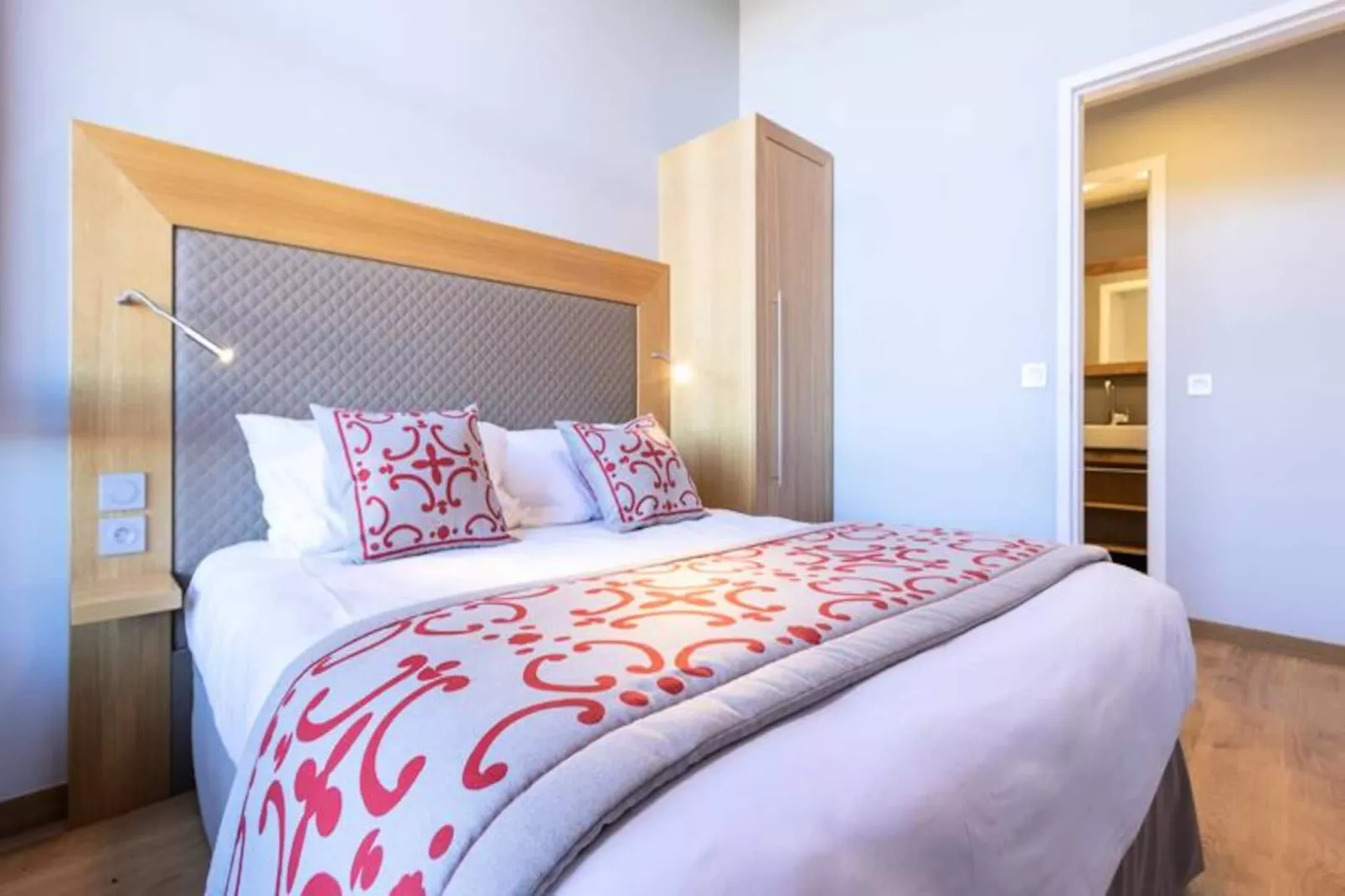 Résidence Les Monarques-Niet-getagd