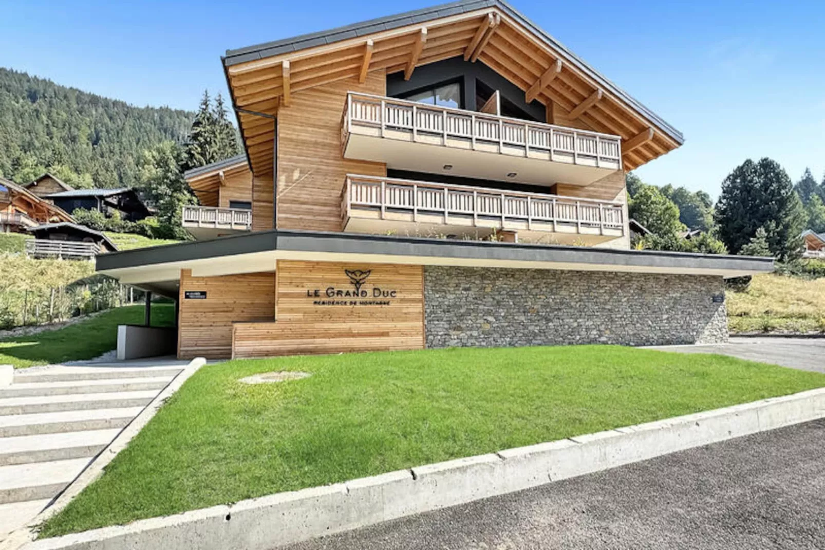 Appartements à Les Carroz-d'Arâches-Niet-getagd