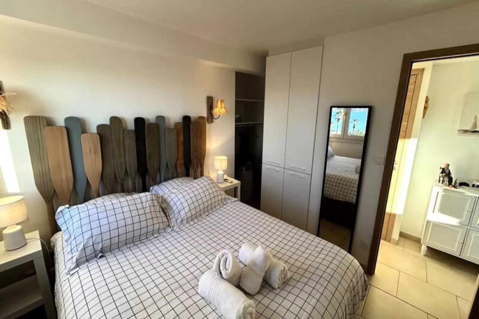 Résidence Balcon Des îles D'or. T2 Front De Mer Plein-centre-Niet-getagd