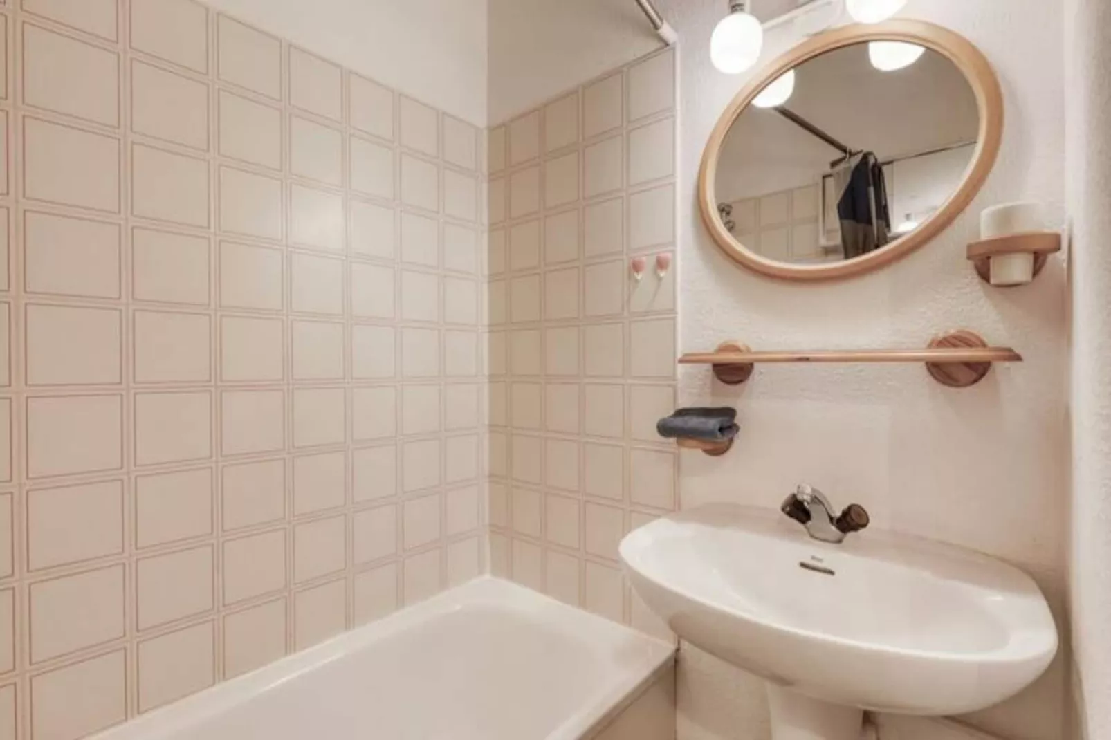 Résidence Lavandou - T2 En Centre Ville - à 200 M De La Mer-Niet-getagd