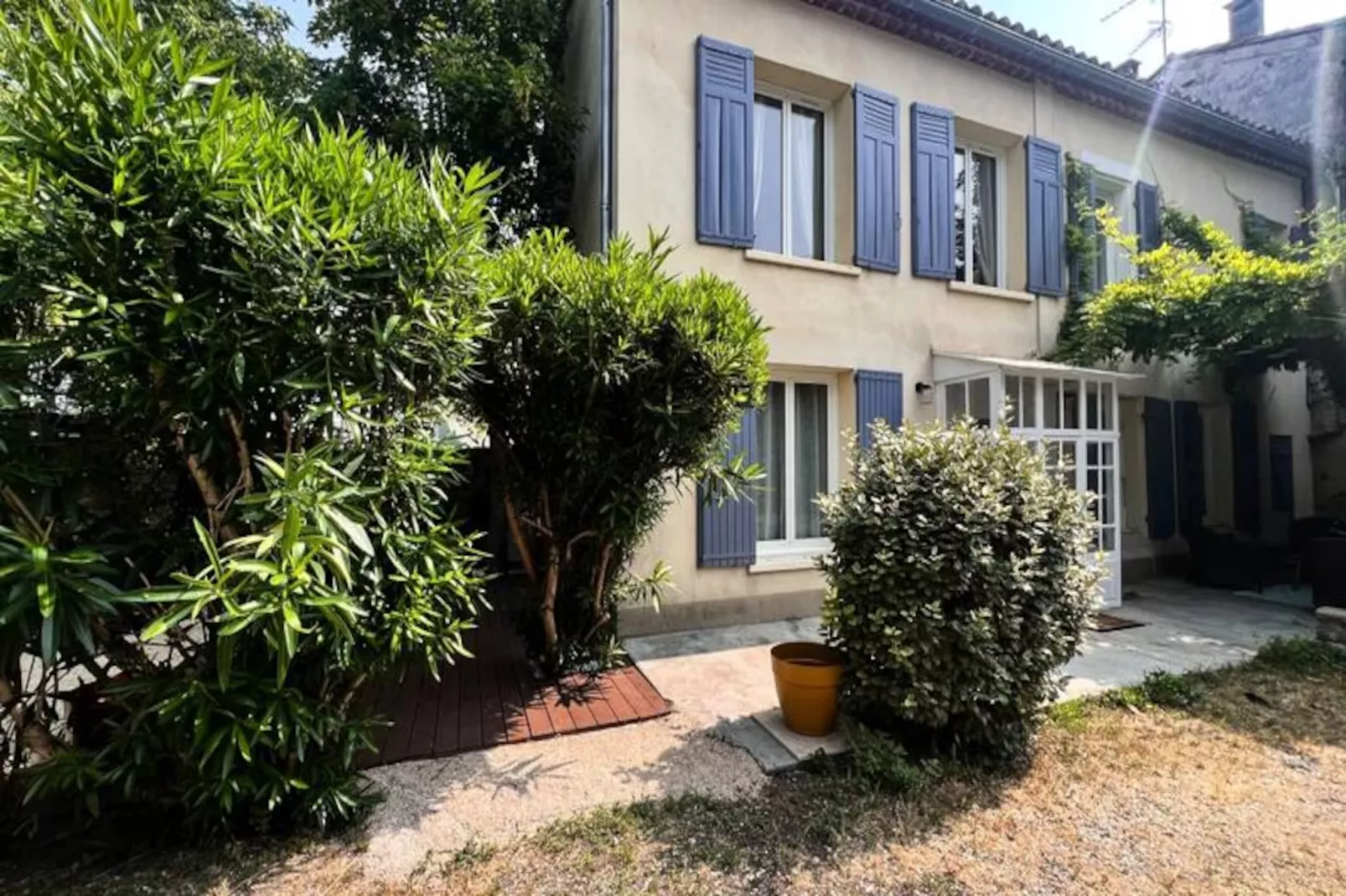 Elivi : Maison De Ville Avec Jardin &agrave; Deux Pas Du Centre Historique-Niet-getagd