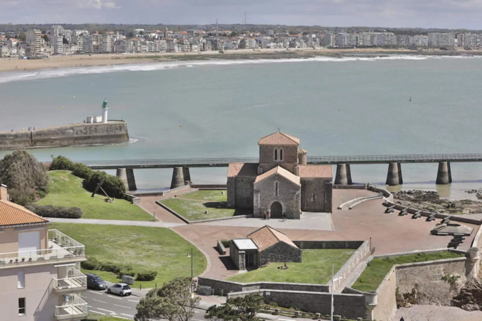 Appartements à Les Sables d'Olonne-Niet-getagd