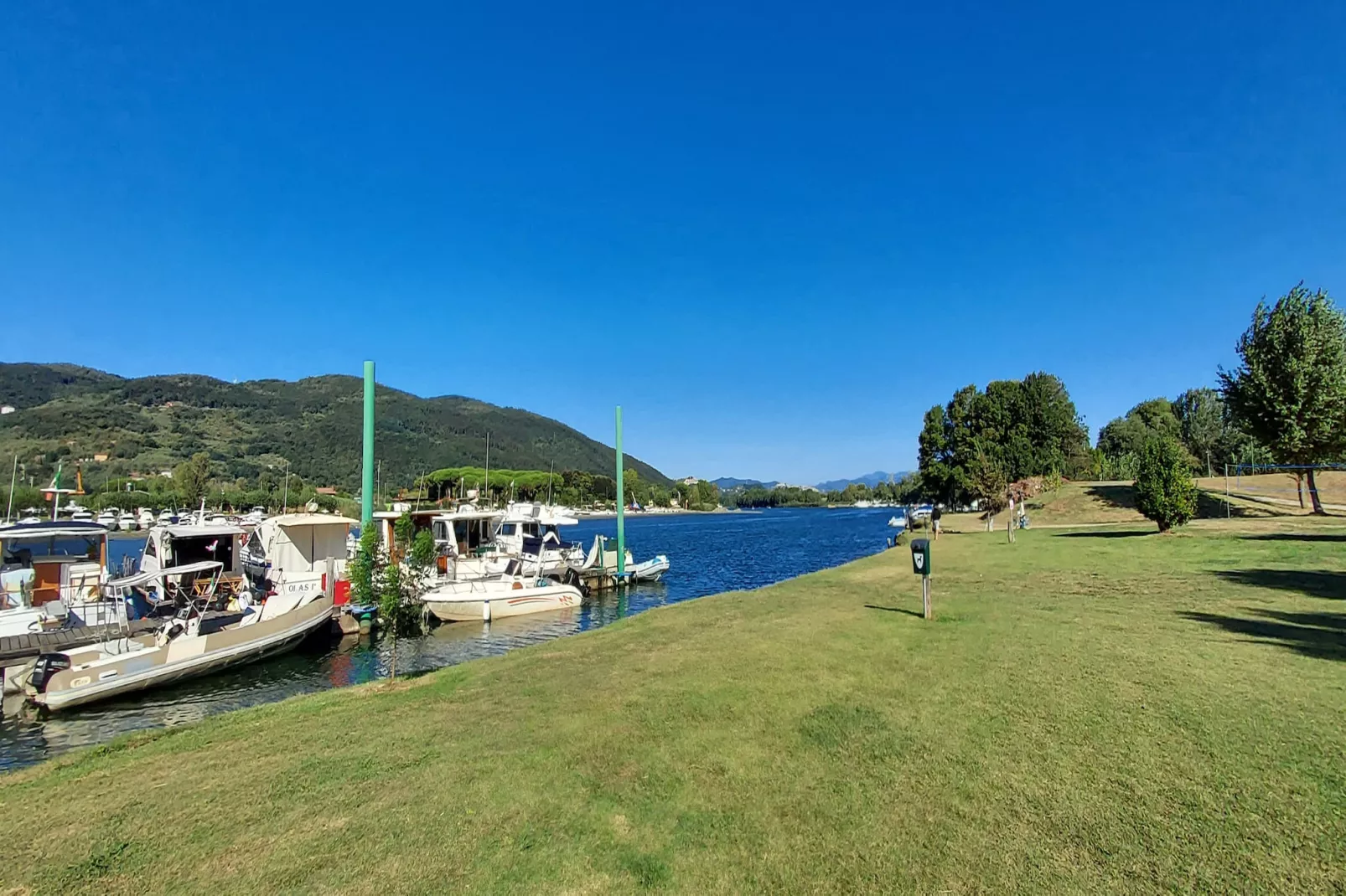 Camping Marina 3B // Mobile Home 5 Pax MH1-Tuinen zomer