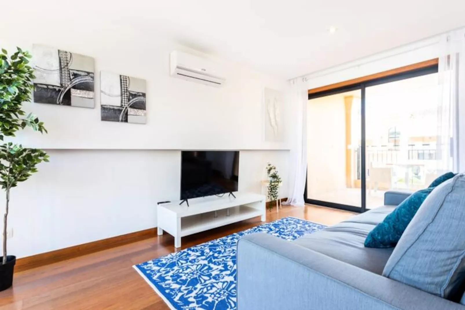 Baia Da Luz - Poolview Loft Aparment-Niet-getagd