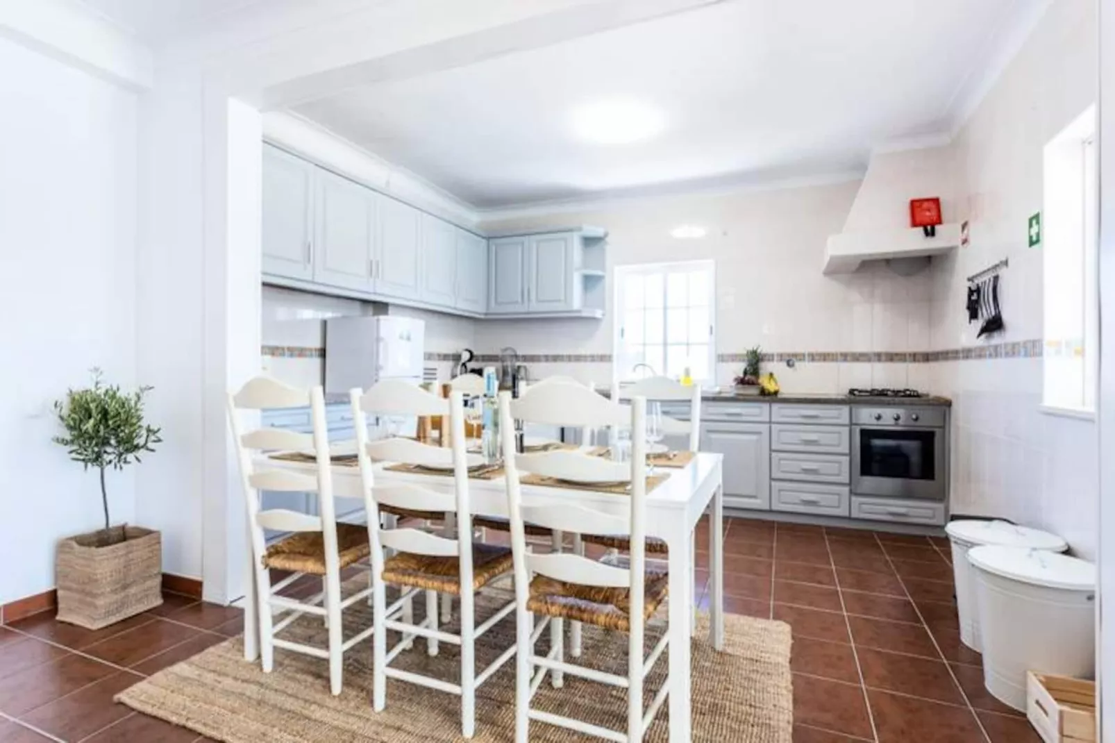 Olive House-Niet-getagd