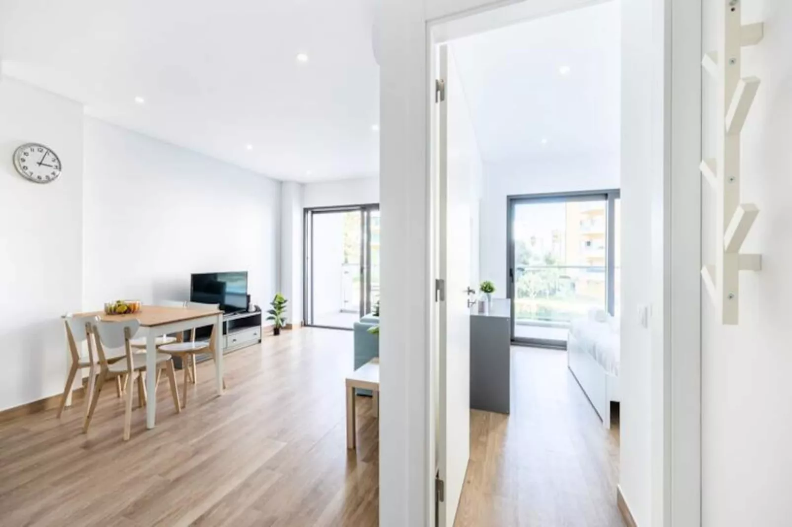 Monte Residence - The Sweet Escape-Niet-getagd