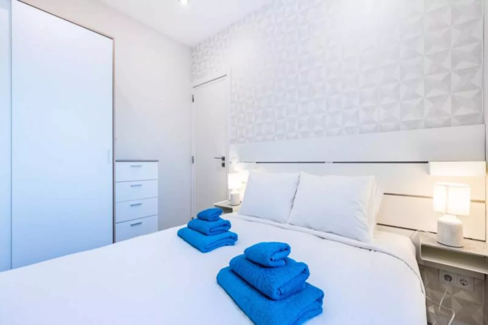 Torri Riverview Apartment-Niet-getagd