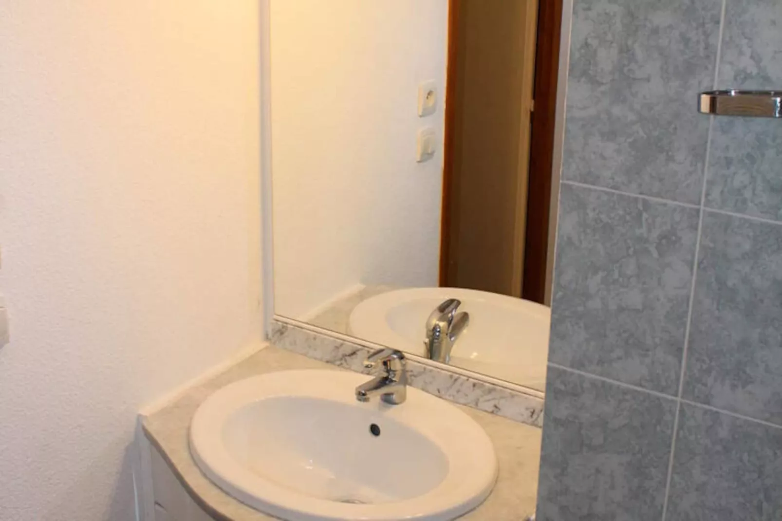 Résidence L'horizon Blanc-Niet-getagd