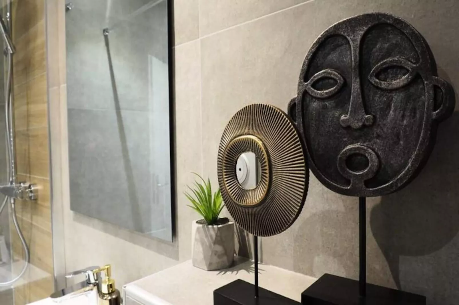 06r - Beau T2 Moderne - Vieux Nice-Niet-getagd