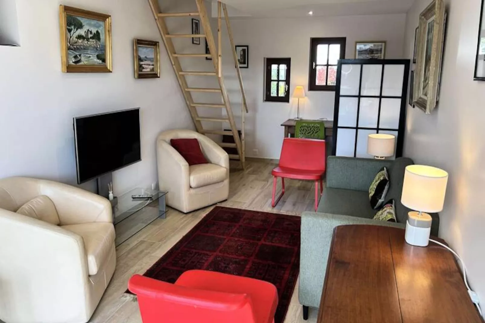 Résidence Les Hôpitaux-Niet-getagd