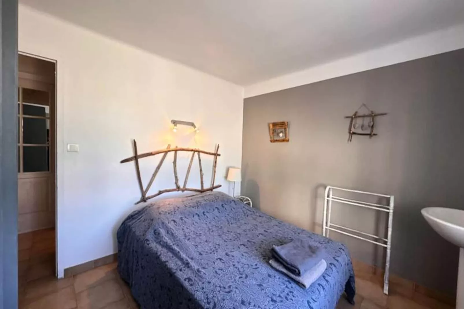 Résidence G&icirc;te De La Cave - Charmant G&icirc;te Proven&ccedil;al Avec Une Chambre-Niet-getagd