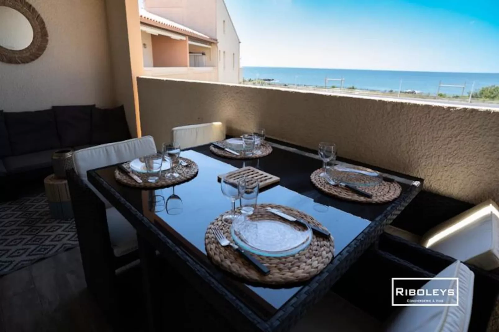 Vias-plage - Appartement Climatis&eacute; Avec Piscine Face &agrave; La Mer-Niet-getagd