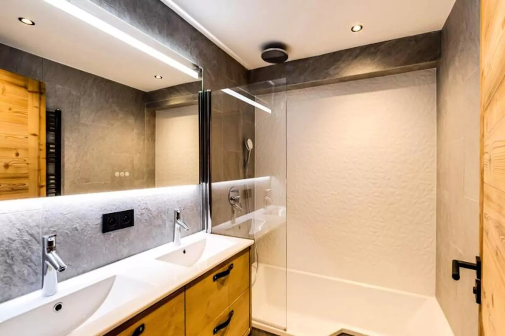 Résidence Myrtilles-Niet-getagd