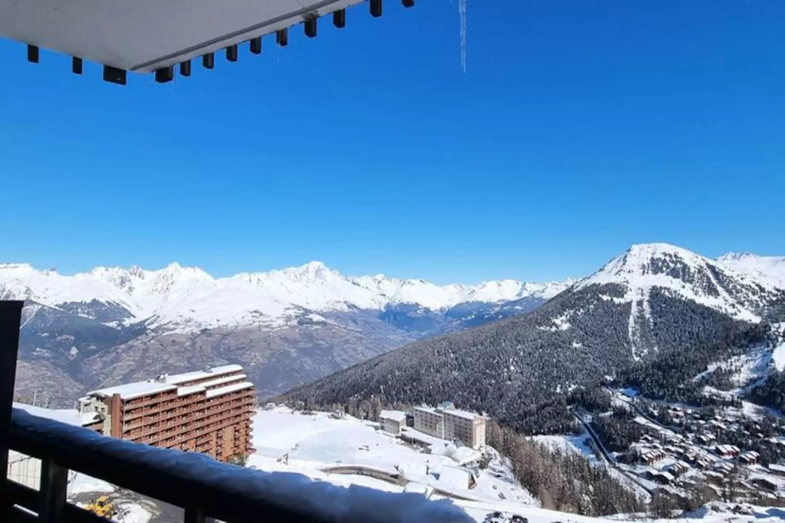 Résidence FlÈche-Niet-getagd