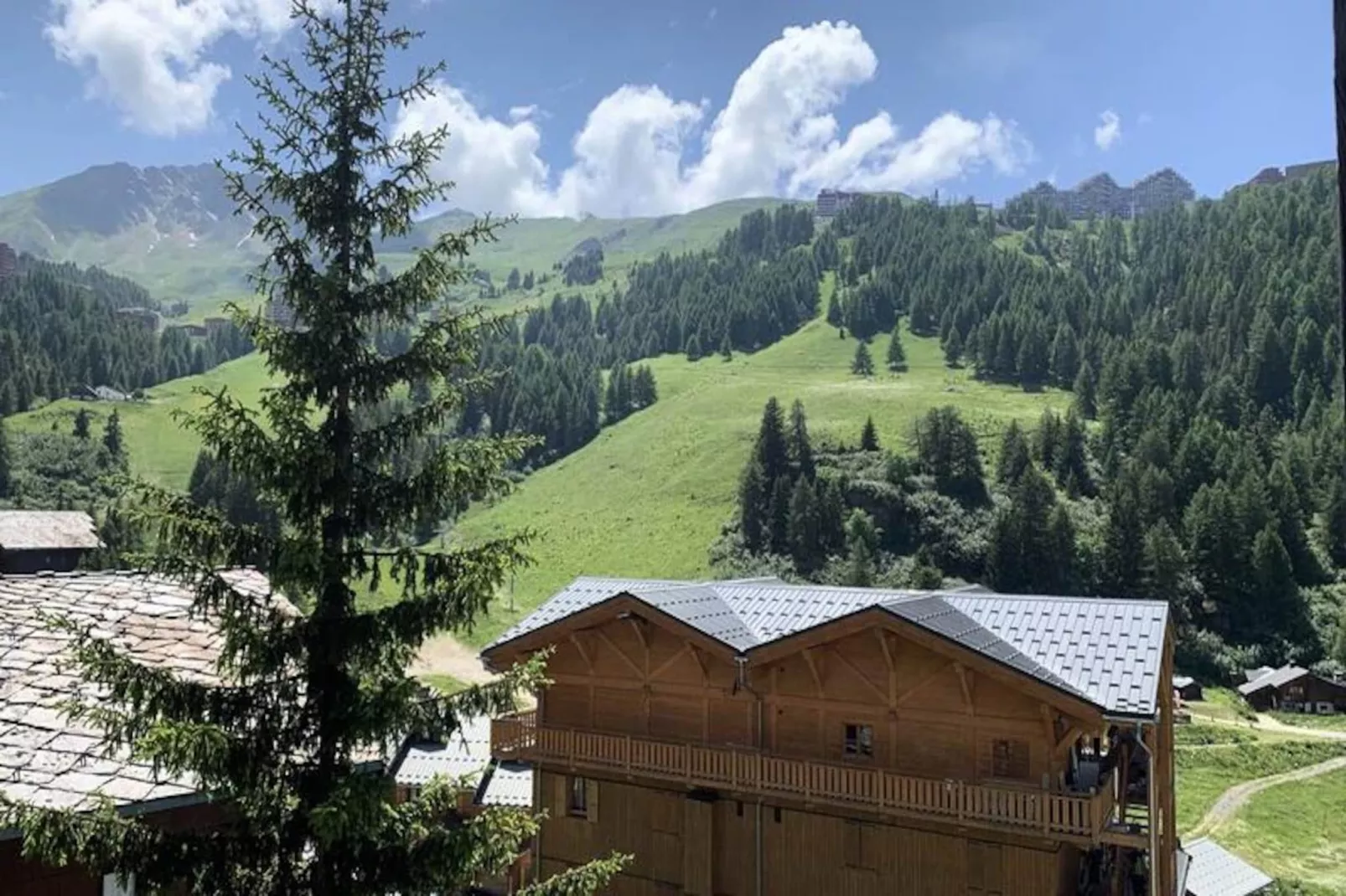 Résidence Eperviere-Niet-getagd