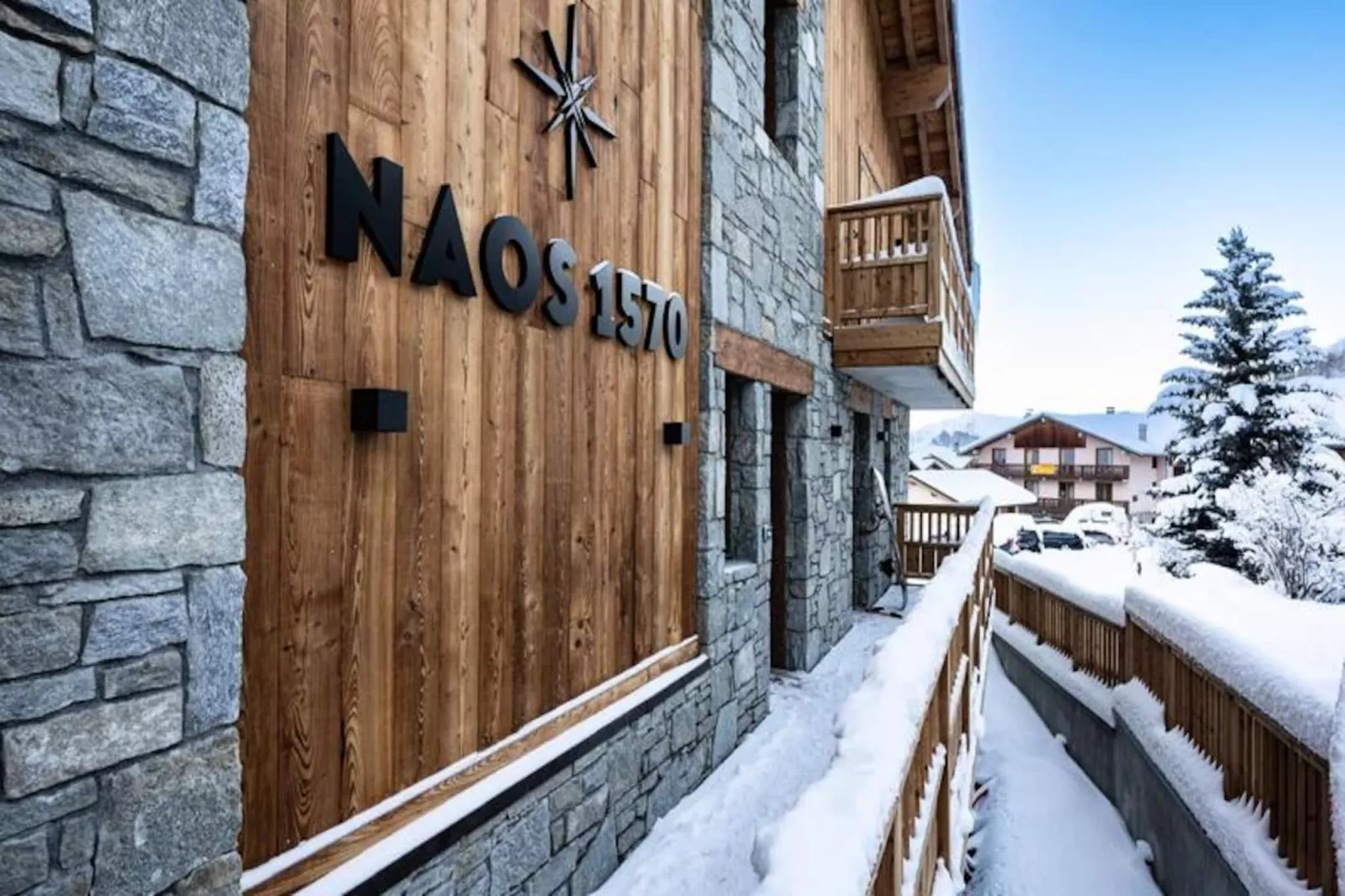 Résidence Naos-Niet-getagd