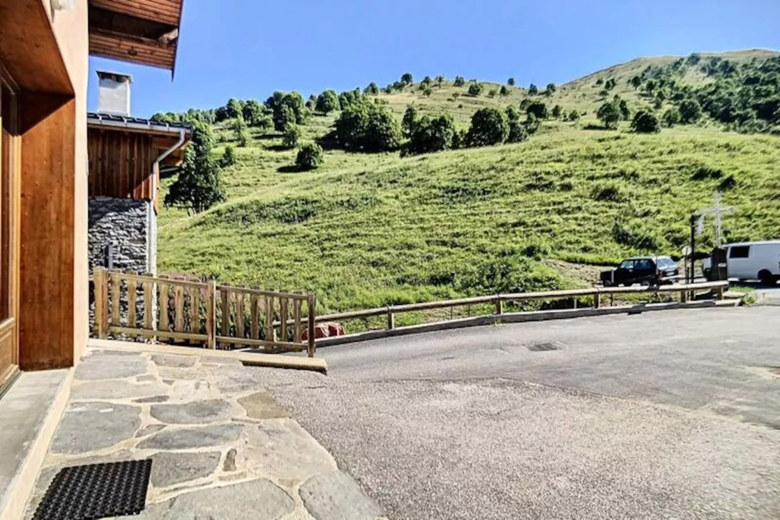 Résidence Les Granges-Niet-getagd