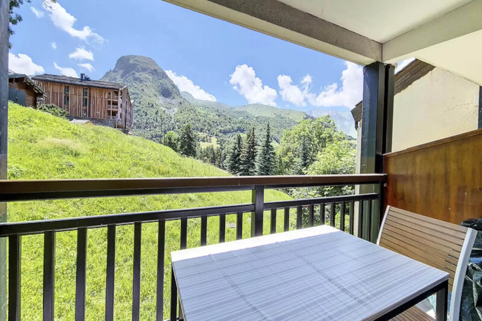 Résidence Murgers-Niet-getagd