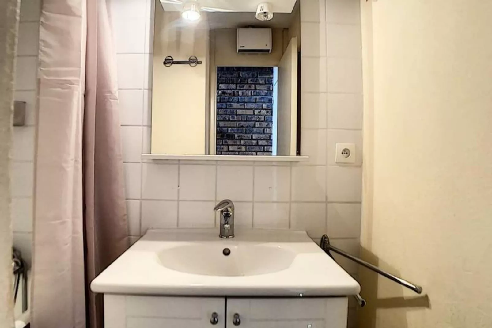 Résidence Evons-Niet-getagd