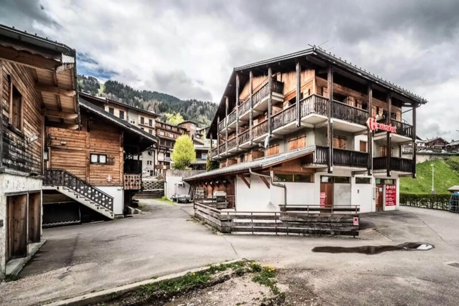 Résidence Janin-Niet-getagd