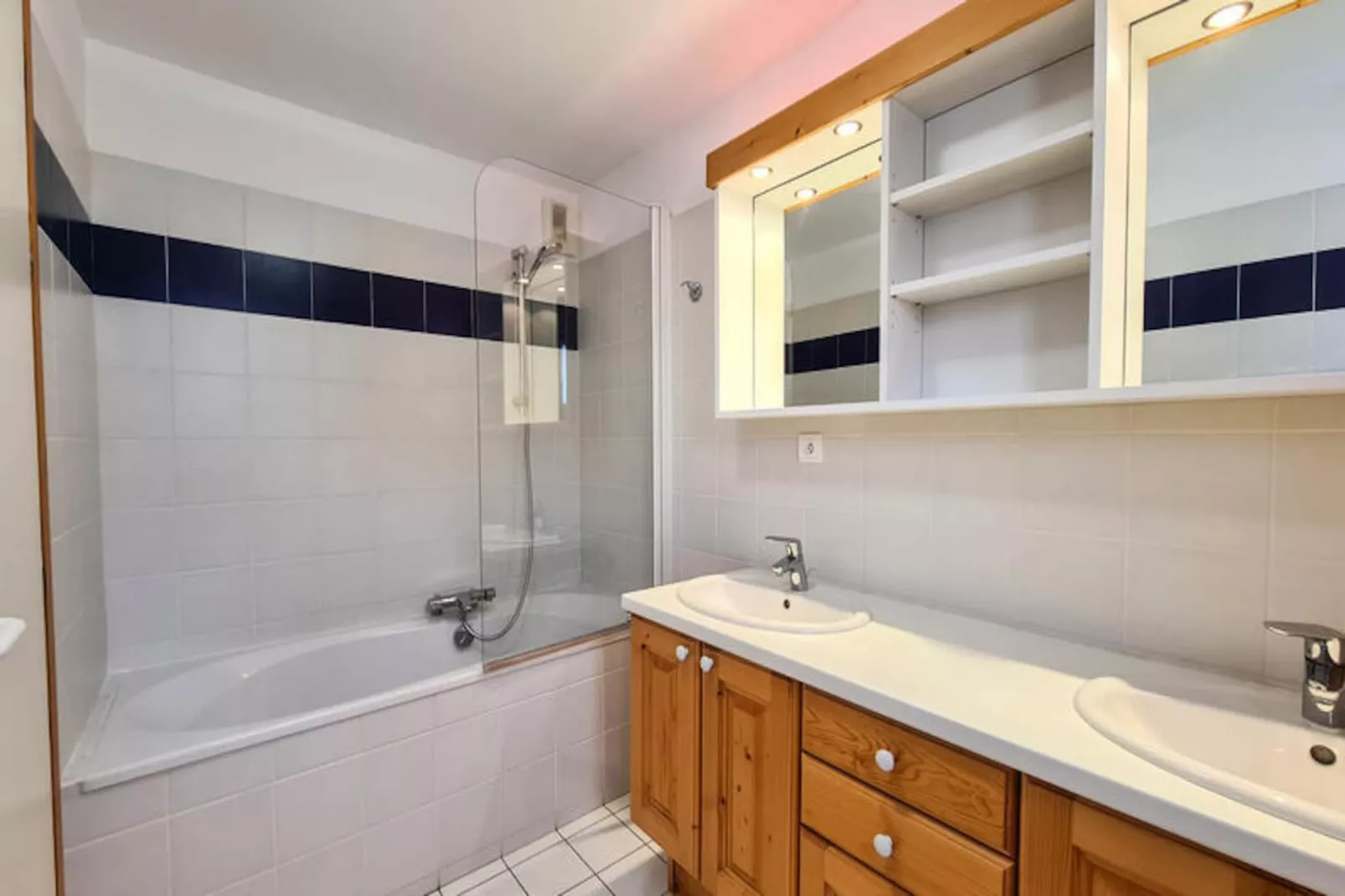 Résidence Hameau - Niet-getagd