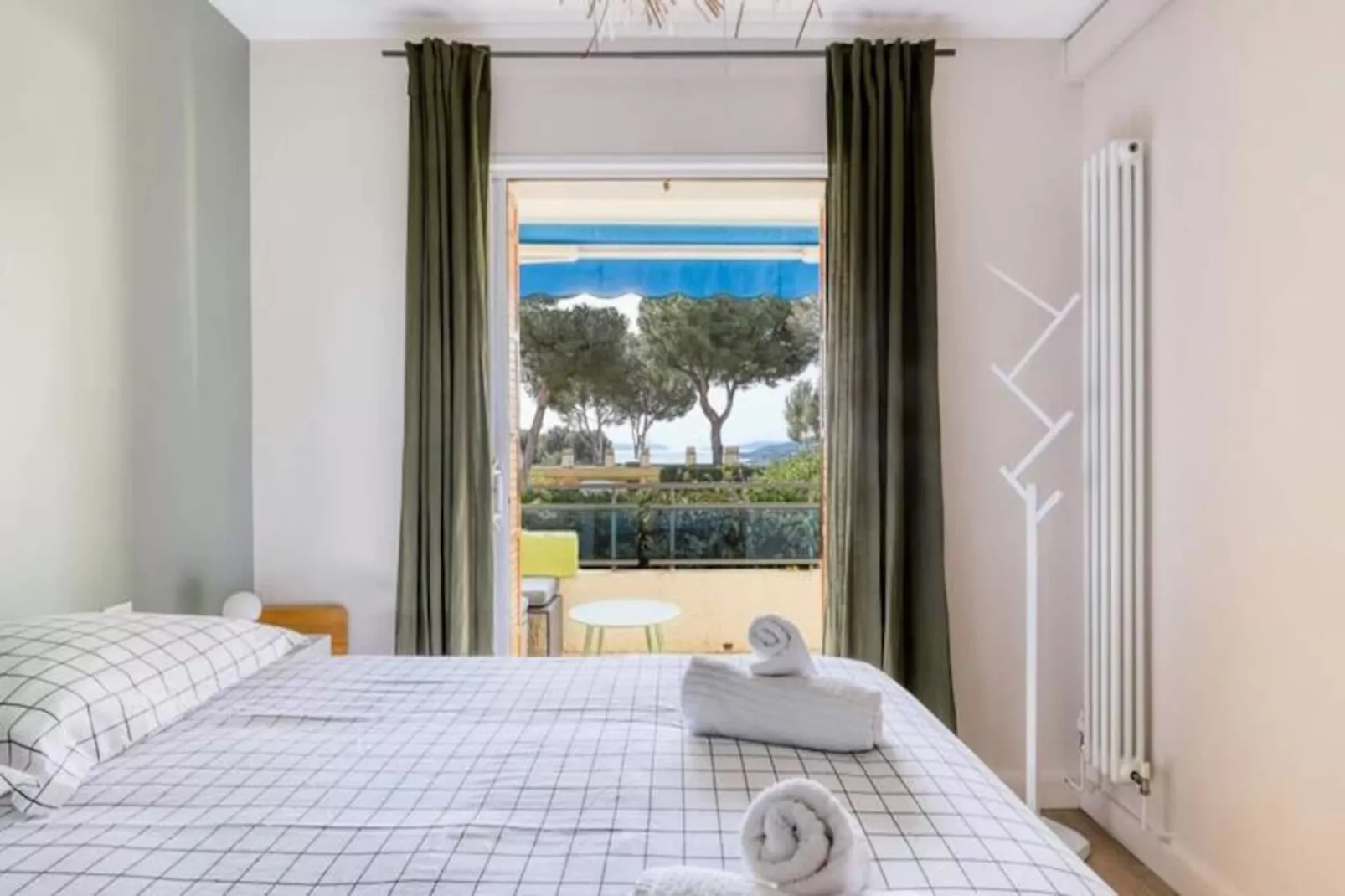 Résidence T3 R&eacute;cent Dans R&eacute;sidence Avec Piscine &agrave; La Favi&egrave;re-Niet-getagd