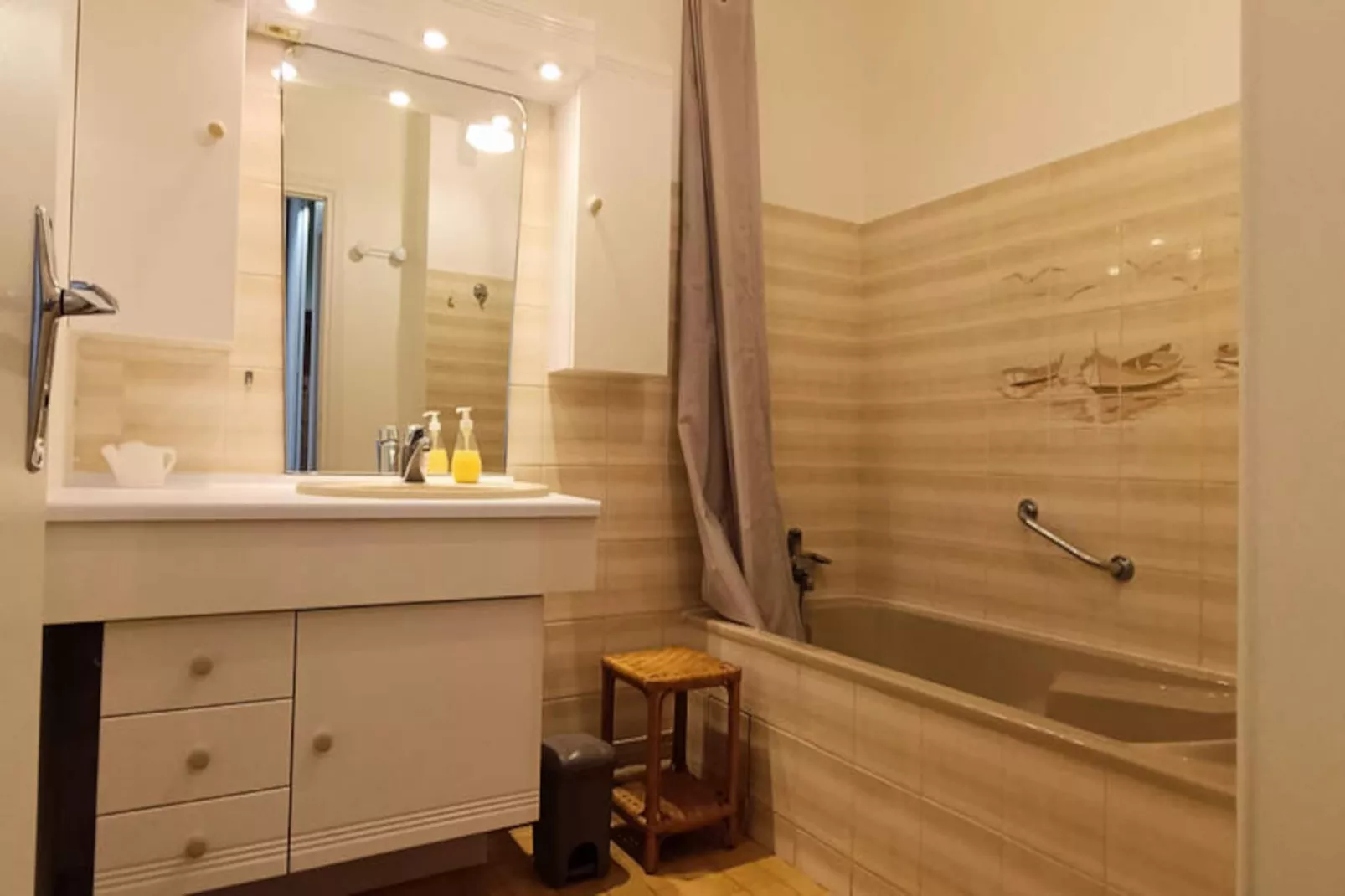 Appartements à Les Sables d'Olonne-Niet-getagd