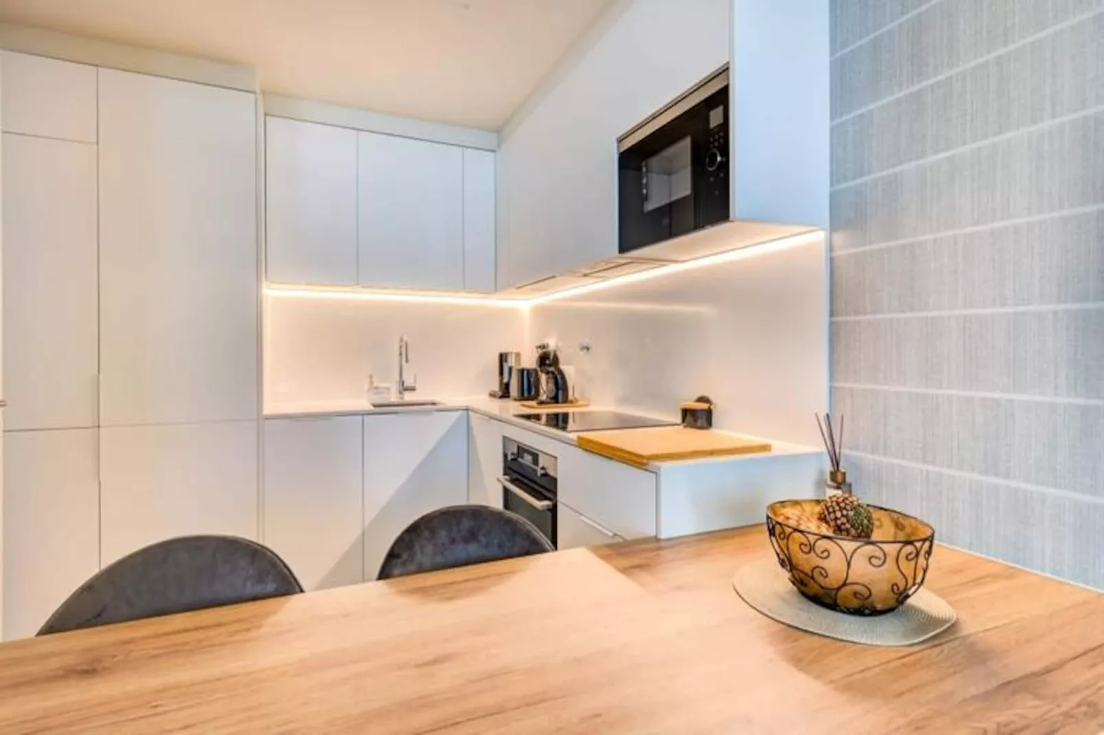 Bayline - Dinas Apartment-Niet-getagd