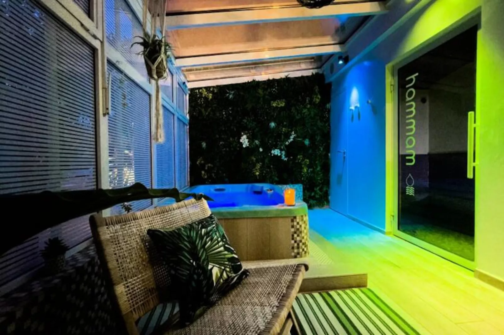 Maison R&eacute;gent & Spa - A L'ombre Des Pins-Niet-getagd