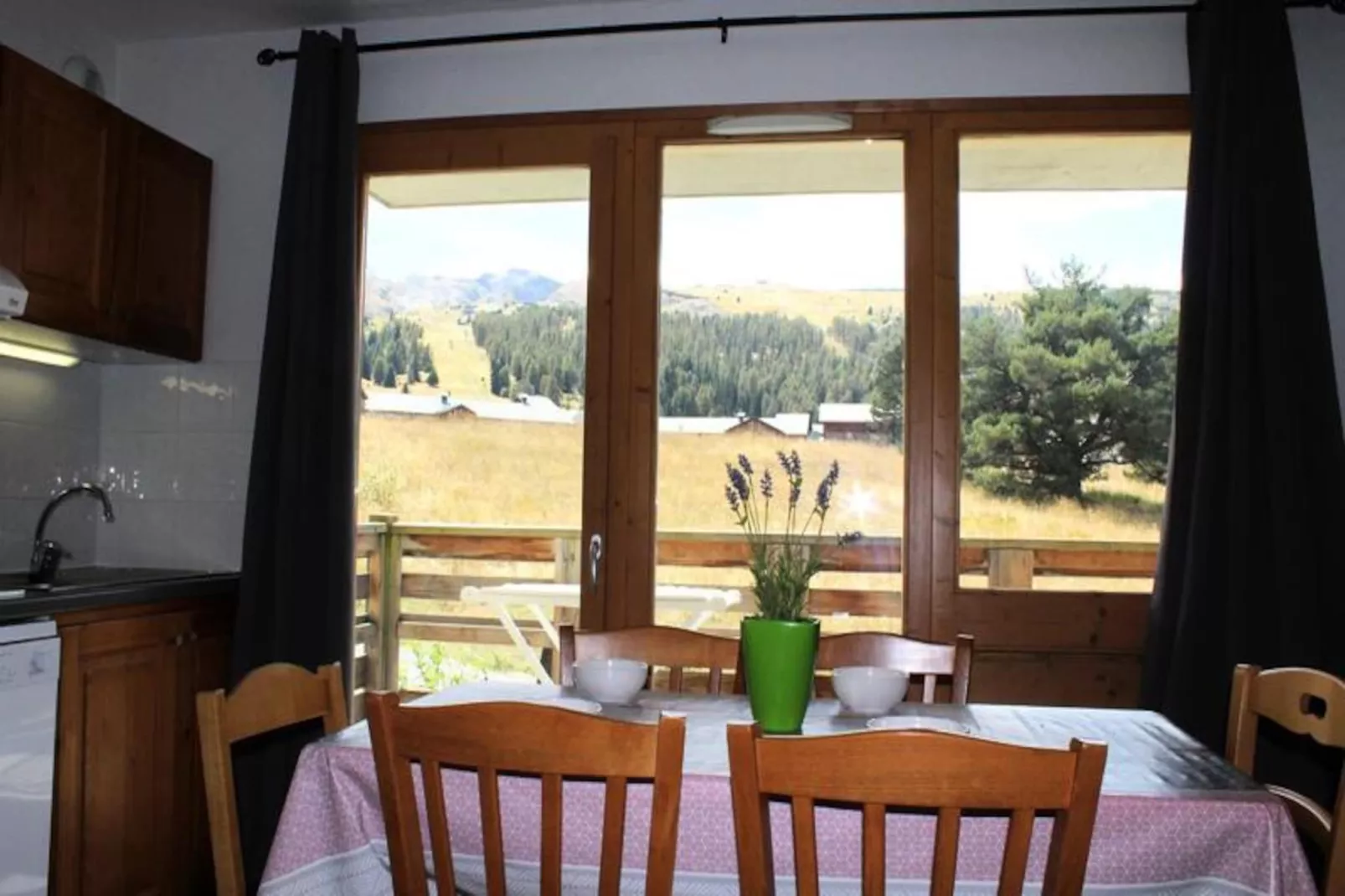 Résidence Les Chaumettes-Niet-getagd