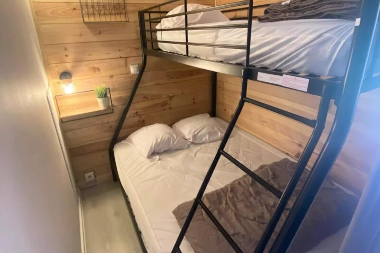 Résidence Le Bois D'aurouze-Niet-getagd