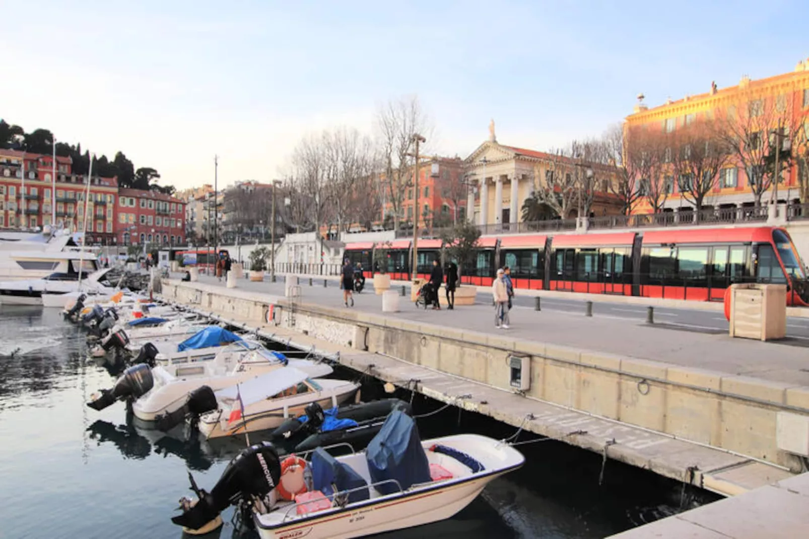 Appartements à Nice-Niet-getagd