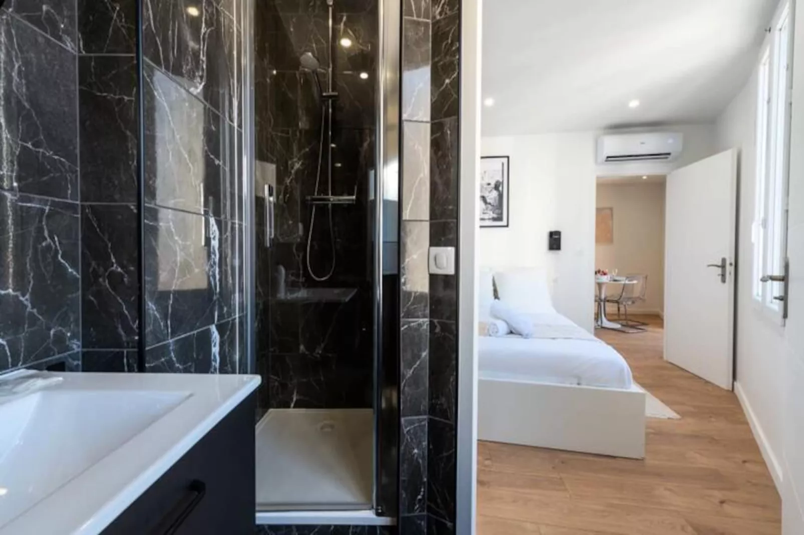 Résidence Cannes 2p Proche Centre-Niet-getagd