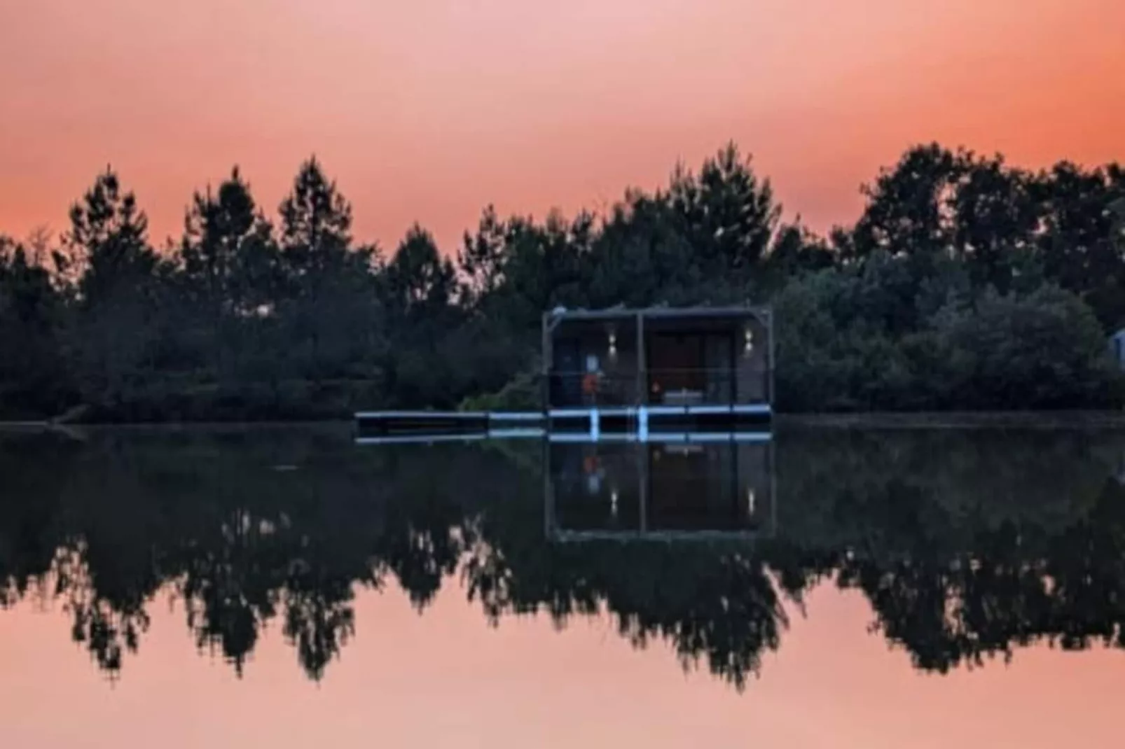Lodge Sur L'eau En Dordogne-Niet-getagd