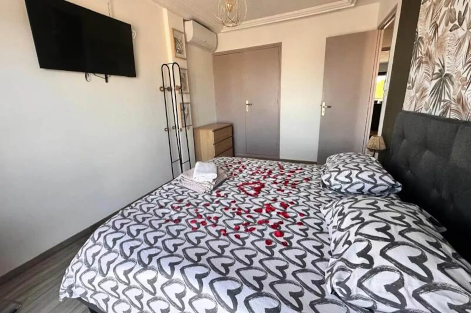 Résidence Le Mistral  Appartement Standing Avec Vue Mer Exceptionnelle En 1&egrave;re Ligne-Niet-getagd