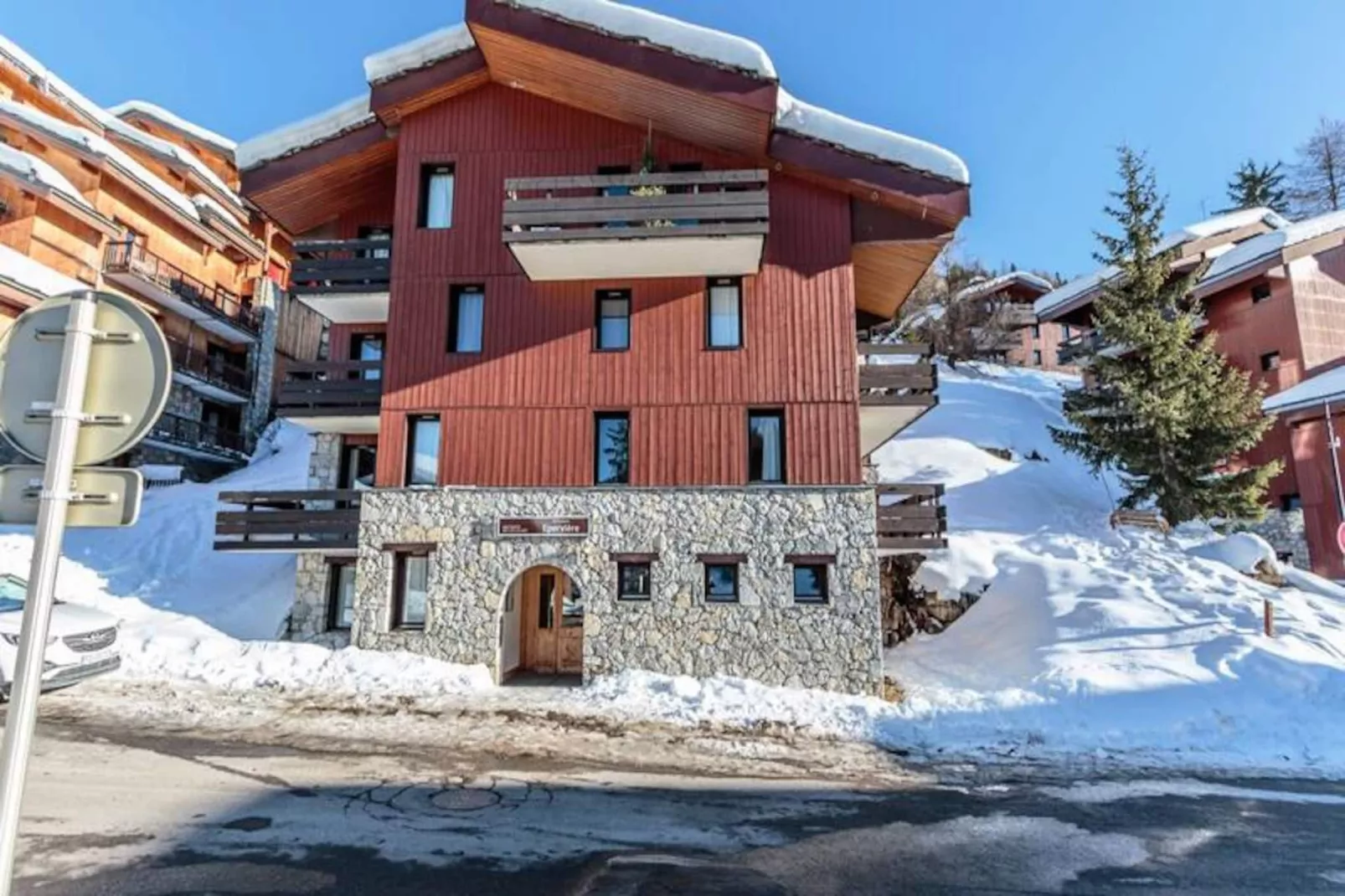 Résidence Eperviere-Niet-getagd