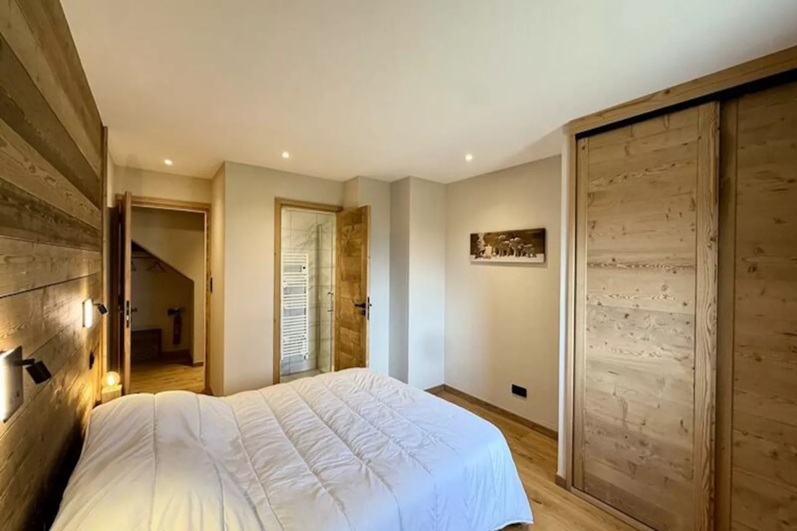 Résidence Complexe Aiguilles-Niet-getagd