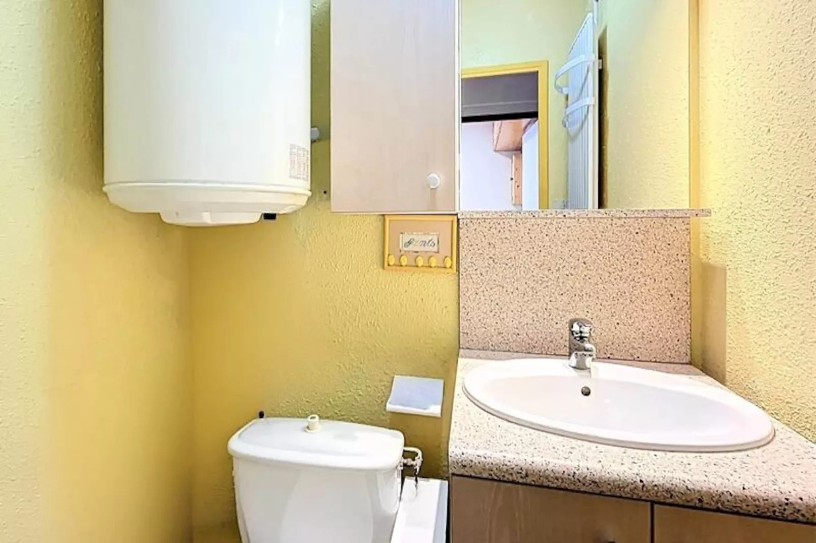 Résidence Baikonour-Niet-getagd