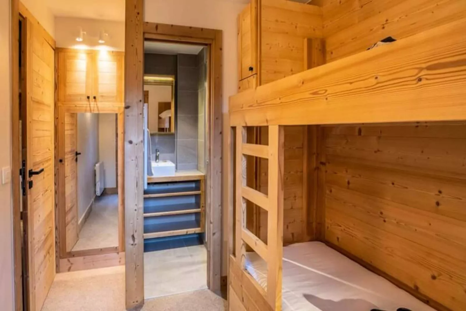 Cyb&egrave;le 2 - Niet-getagd