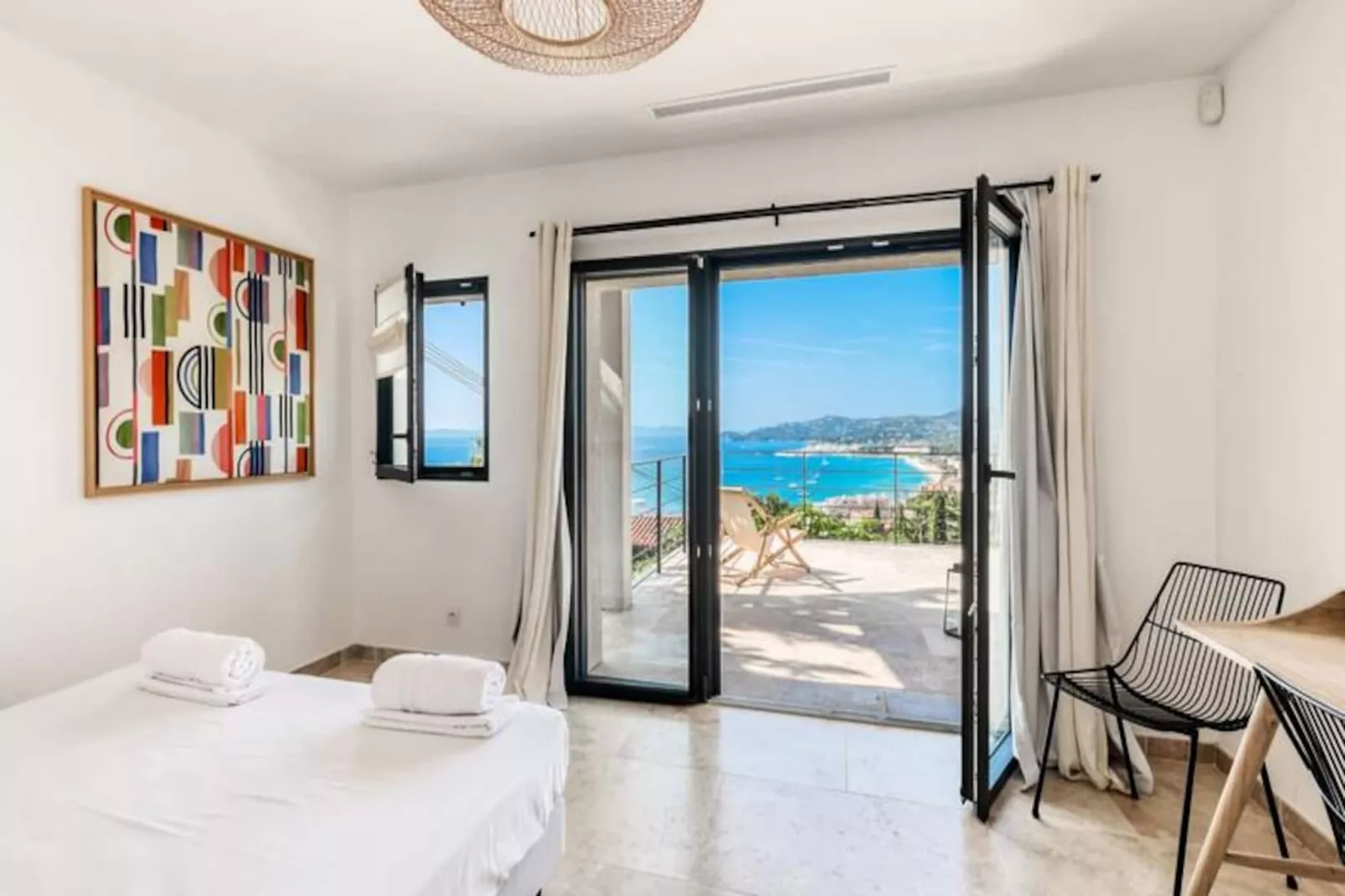 Résidence Villa Figuière - Vue Mer Et Piscine - Tout Confort-Niet-getagd