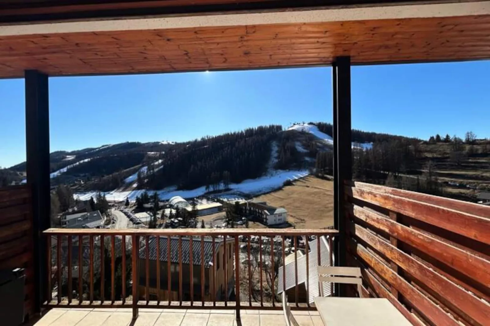 06cn : Appartement 8-10 Personnes Avec Terrasse-Niet-getagd