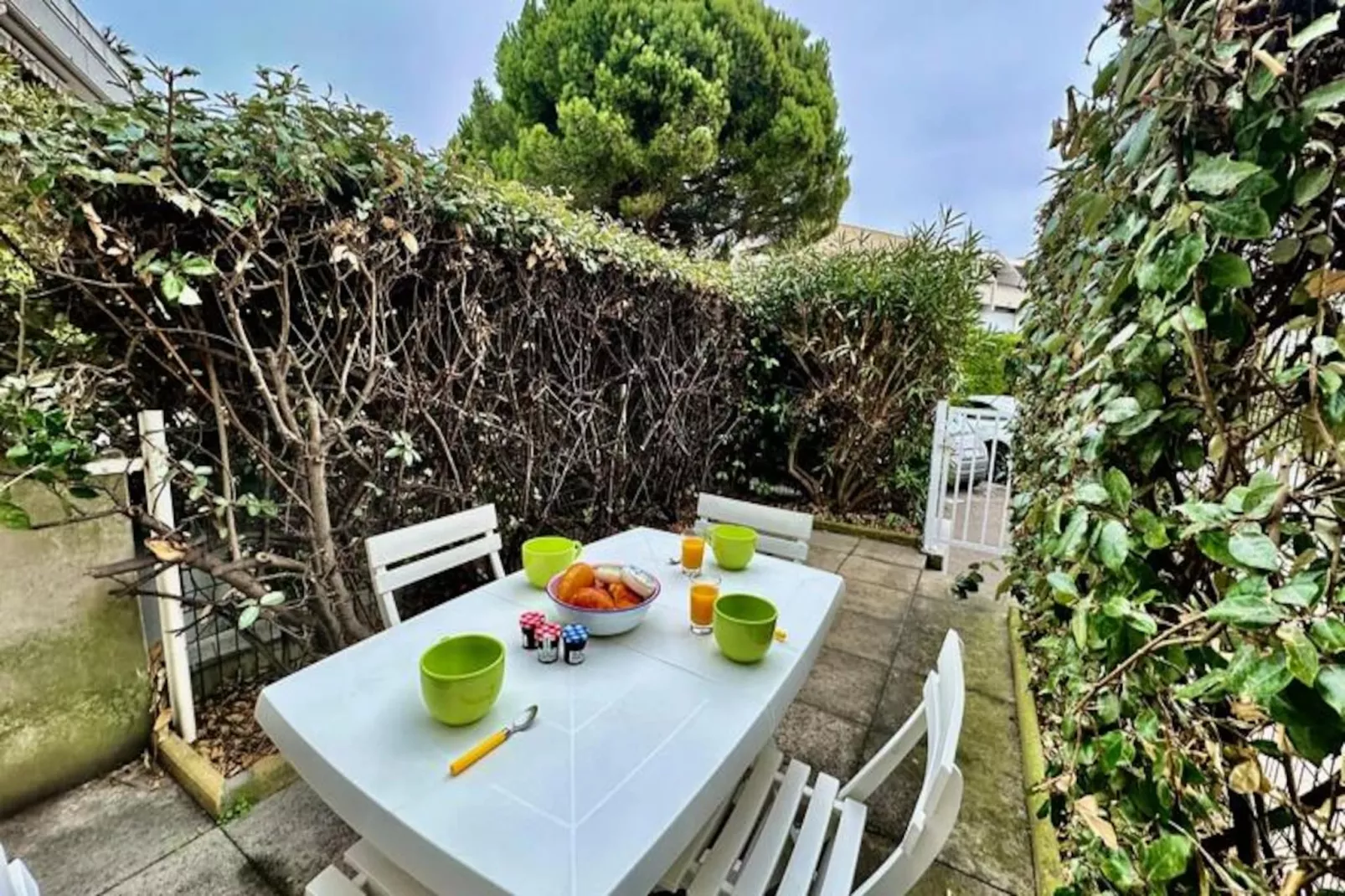 Résidence L'or&eacute;e De Camargue Studio Avec Cour-Niet-getagd