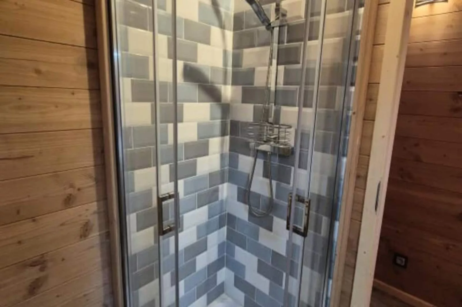 **chalet D'exception à Louer à La Féclaz – 4 Chambres, 10 Couchages-Niet-getagd