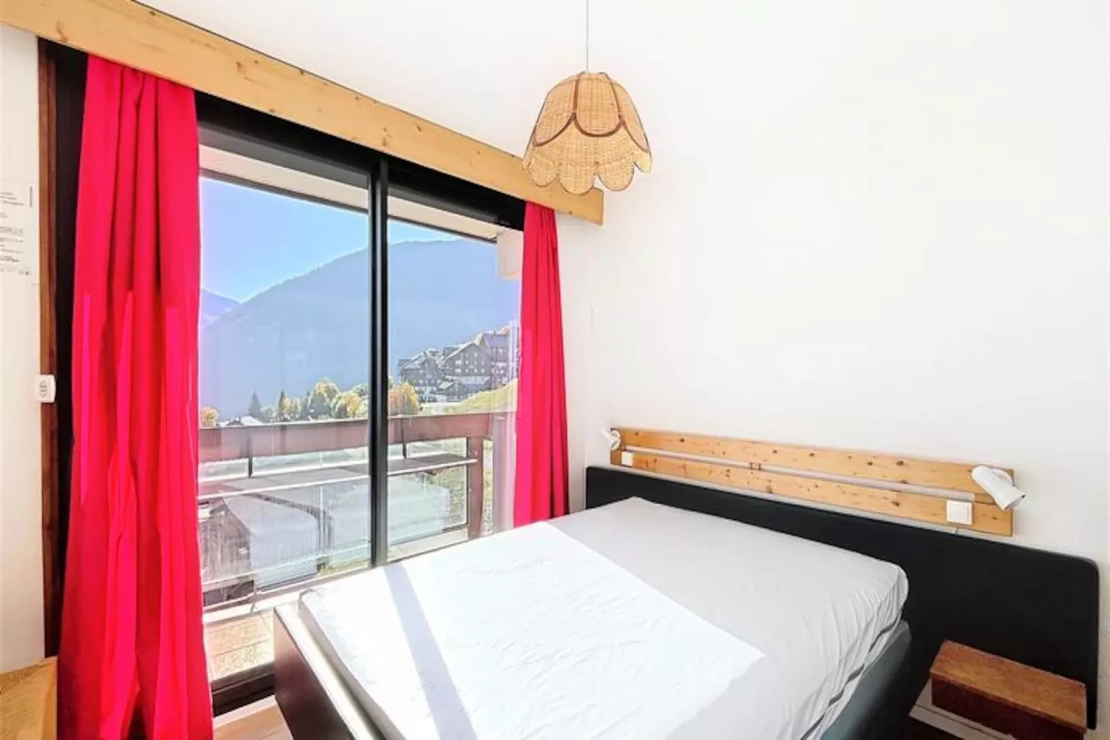 Résidence Lunik-Niet-getagd