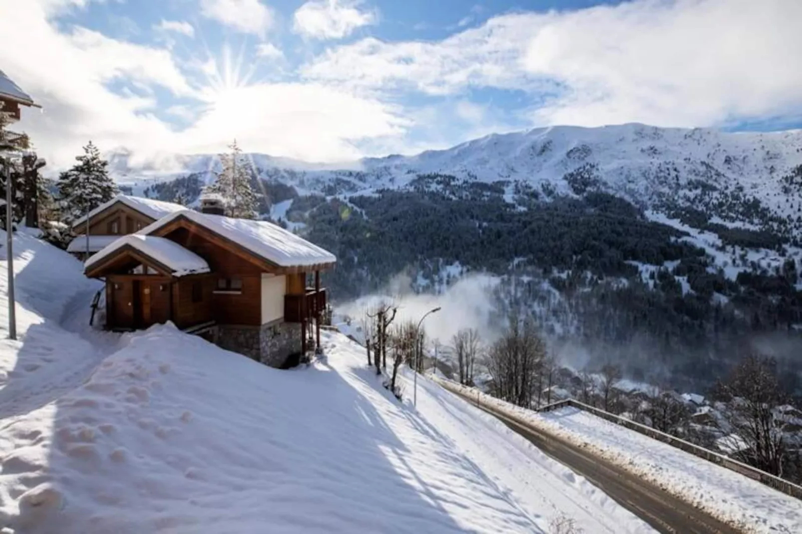 Les 3 Marches A1 En Face Du T&eacute;l&eacute;si&egrave;ge De Morel - Niet-getagd